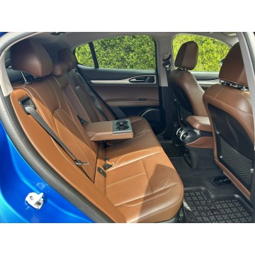Alfa Romeo Stelvio  SUV 2019,  2.0 benzyna, automat - Na sprzedaż za 89 500 zł - Tarnów - zdjęcie 8