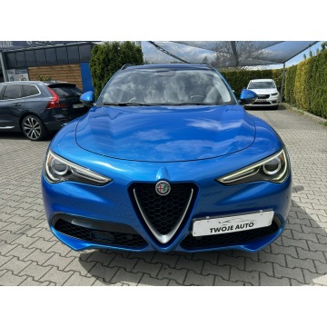 Alfa Romeo Stelvio  SUV 2019,  2.0 benzyna, automat - Na sprzedaż za 89 500 zł - Tarnów - zdjęcie 10