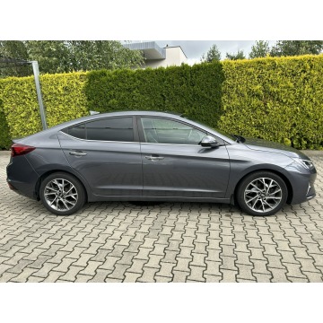 Hyundai Elantra  Sedan/Limuzyna 2019,  2.0 benzyna, automat - Na sprzedaż za 48 800 zł - Tarnów - zdjęcie 3
