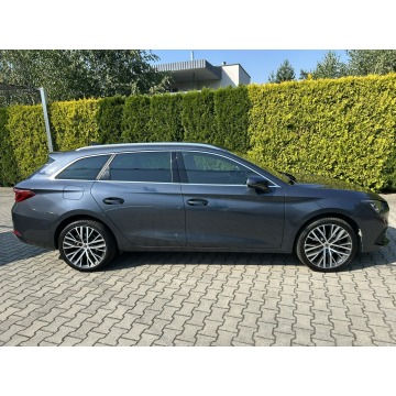 Seat Leon  Kombi 2021,  1.5 benzyna, automat - Na sprzedaż za 64 900 zł - Tarnów - zdjęcie 3