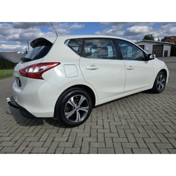 Nissan Pulsar  Hatchback 2015,  1.2 benzyna - Na sprzedaż za 24 900 zł - Kutno - zdjęcie 10