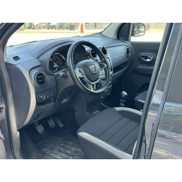 Dacia Lodgy  Minivan/Van 2022,  1.5 diesel - Na sprzedaż za 53 800 zł - Pęcice - zdjęcie 10
