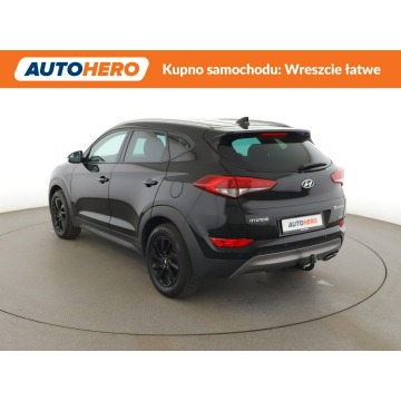 Hyundai Tucson  SUV 2015,  2.0 diesel, automat - Na sprzedaż za 53 800 zł - Warszawa - zdjęcie 4
