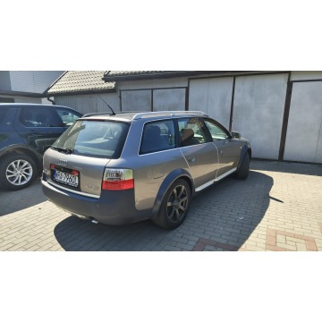 Audi A6 Allroad  Kombi 2004,  2.5 diesel, automat - Na sprzedaż za 11 500 zł - Pionki - zdjęcie 2