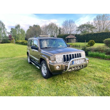 Jeep Commander  SUV 2010,  3.0 diesel, automat - Na sprzedaż za 48 500 zł - Debrzno - zdjęcie 2