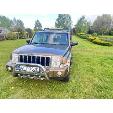 Jeep Commander  SUV 2010,  3.0 diesel, automat - Na sprzedaż za 48 500 zł - Debrzno - zdjęcie 3