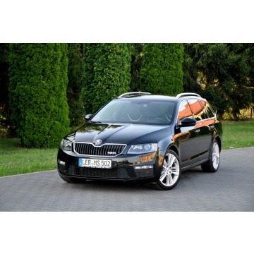 Skoda Octavia  Kombi 2015,  2.0 diesel, automat - Na sprzedaż za 47 900 zł - Ostrów Mazowiecka - zdjęcie 9