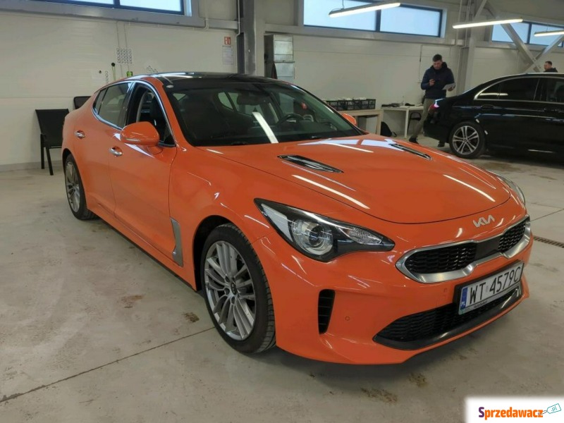 Kia Stinger  Hatchback 2020,  2.0 benzyna, automat - Na sprzedaż za 108 800 zł - Pęcice