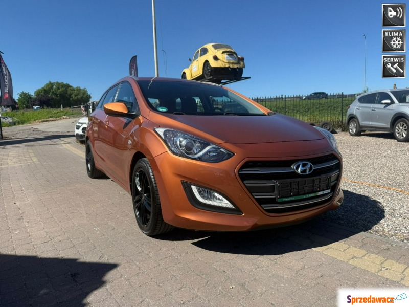 Hyundai i30  Kombi 2016,  1.4 benzyna - Na sprzedaż za 35 900 zł - Słupsk