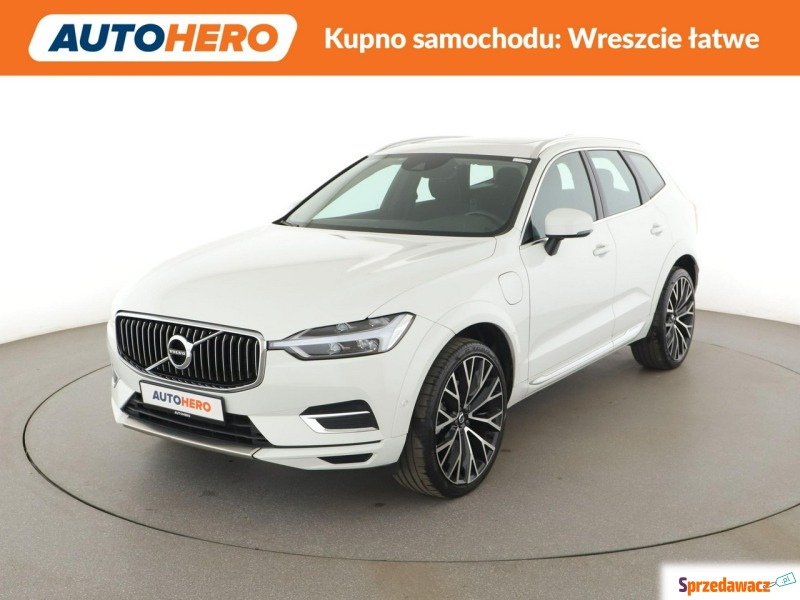 Volvo   SUV 2020,  2.0 hybryda, automat - Na sprzedaż za 116 200 zł - Warszawa