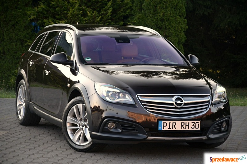 Opel Insignia  Kombi 2014,  2.0 diesel, automat - Na sprzedaż za 31 900 zł - Ostrów Mazowiecka