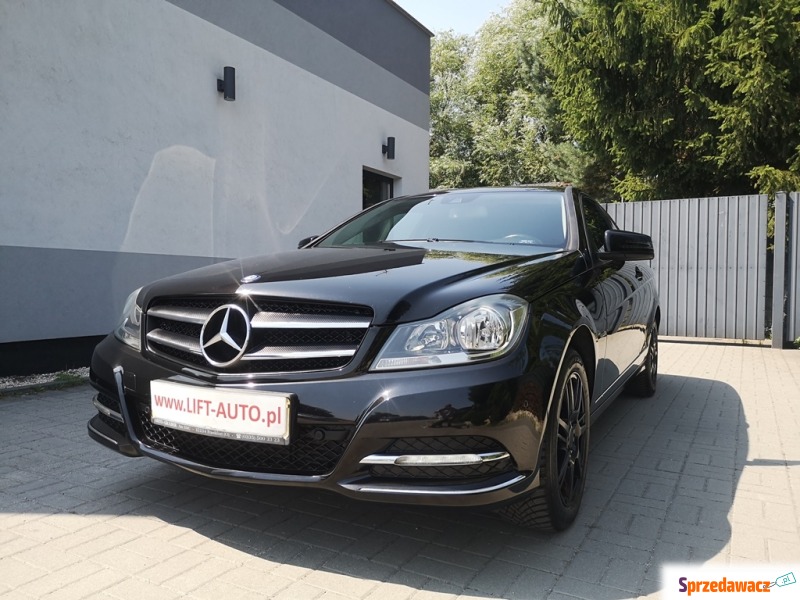 Mercedes - Benz 2011