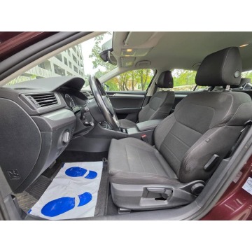 Skoda Superb  Sedan/Limuzyna 2015,  2.0 diesel, automat - Na sprzedaż za 48 500 zł - Warszawa - zdjęcie 5