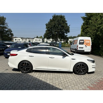 Kia Optima  Sedan/Limuzyna 2016,  1.7 diesel, automat - Na sprzedaż za 52 900 zł - Tarnowskie Góry - zdjęcie 4