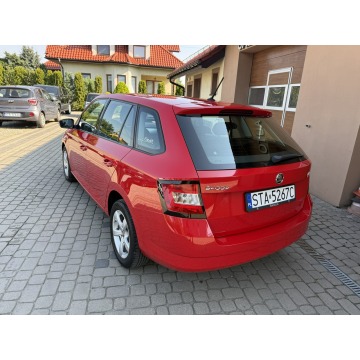 Skoda Fabia  Kombi 2018,  1.0 benzyna - Na sprzedaż za 33 900 zł - Orzech - zdjęcie 9