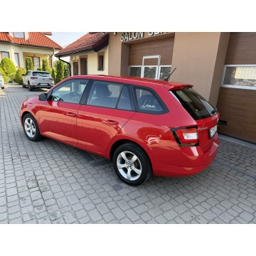 Skoda Fabia  Kombi 2018,  1.0 benzyna - Na sprzedaż za 33 900 zł - Orzech - zdjęcie 10