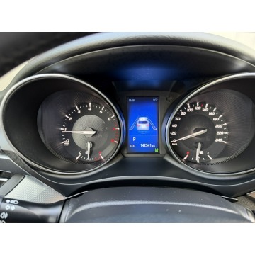 Toyota Avensis  Kombi 2016,  1.8 benzyna, automat - Na sprzedaż za 58 900 zł - Kotarwice - zdjęcie 8
