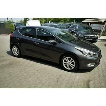 Kia Ceed  Hatchback 2015,  1.4 benzyna - Na sprzedaż za 24 800 zł - Płock - zdjęcie 8