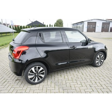 Suzuki Swift  Hatchback 2019,  1.2 hybryda - Na sprzedaż za 46 900 zł - Kutno - zdjęcie 9