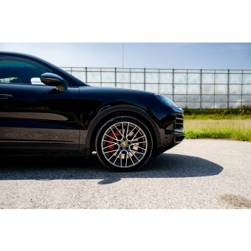 Porsche Cayenne  SUV 2023,  4.0 benzyna, automat - Na sprzedaż za 436 900 zł - Warszawa - zdjęcie 8