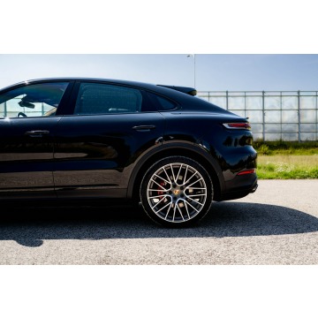 Porsche Cayenne  SUV 2023,  4.0 benzyna, automat - Na sprzedaż za 436 900 zł - Warszawa - zdjęcie 12