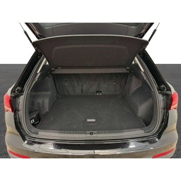 Audi Q3  SUV 2024,  2.0 diesel, automat - Na sprzedaż za 109 900 zł - Warszawa - zdjęcie 11