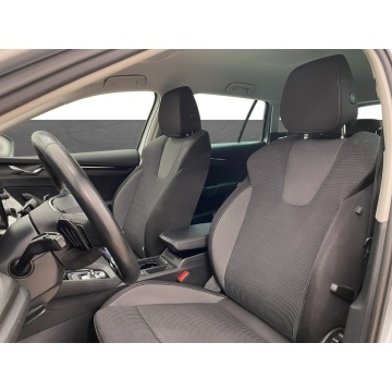 Skoda Octavia  Kombi 2023,  2.0 diesel, automat - Na sprzedaż za 85 900 zł - Warszawa - zdjęcie 10