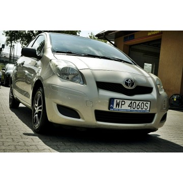 Toyota Yaris  Hatchback 2009,  1.0 benzyna - Na sprzedaż za 10 800 zł - Płock - zdjęcie 2