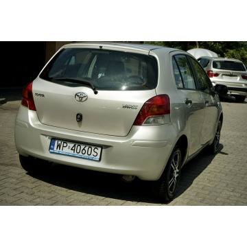 Toyota Yaris  Hatchback 2009,  1.0 benzyna - Na sprzedaż za 10 800 zł - Płock - zdjęcie 6