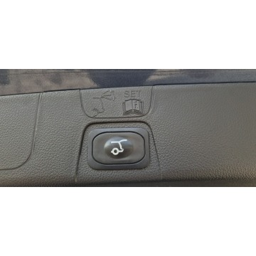 Ford C-MAX  Minivan/Van 2019,  2.0 diesel, automat - Na sprzedaż za 56 800 zł - Paproć - zdjęcie 9