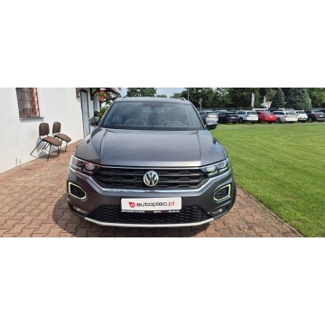 Volkswagen T-Roc  SUV 2019,  2.0 diesel, automat - Na sprzedaż za 84 800 zł - Paproć - zdjęcie 2