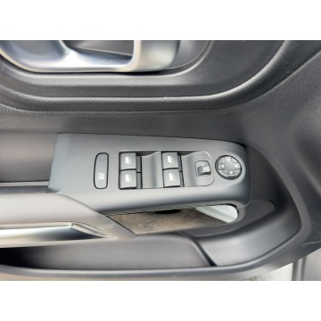 Citroen C5 Aircross  SUV 2022,  1.6 hybryda, automat - Na sprzedaż za 99 850 zł - Warszawa - zdjęcie 11