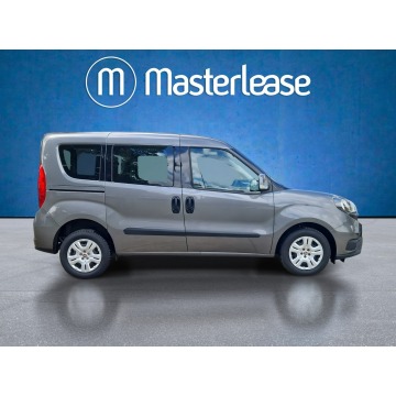 Fiat Doblo  Minivan/Van 2022,  1.6 diesel - Na sprzedaż za 59 850 zł - Warszawa - zdjęcie 4