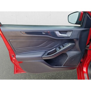 Ford Focus  Kombi 2024,  2.3 benzyna, automat - Na sprzedaż za 139 850 zł - Warszawa - zdjęcie 10