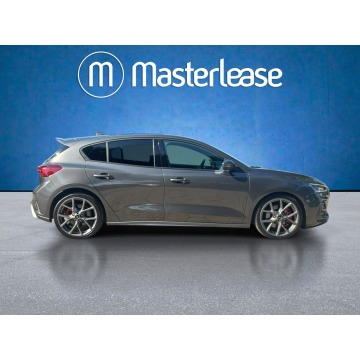 Ford Focus  Hatchback 2024,  2.3 benzyna, automat - Na sprzedaż za 128 850 zł - Warszawa - zdjęcie 4