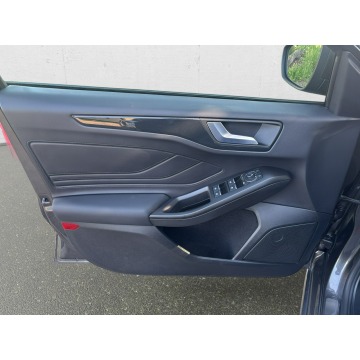Ford Focus  Hatchback 2024,  2.3 benzyna, automat - Na sprzedaż za 128 850 zł - Warszawa - zdjęcie 10