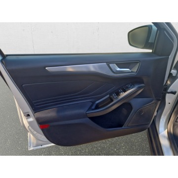 Ford Focus  Kombi 2024,  1.0 benzyna - Na sprzedaż za 62 850 zł - Warszawa - zdjęcie 10