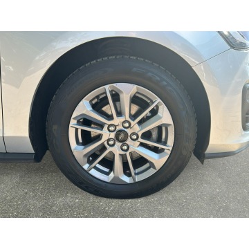 Ford Focus  Kombi 2024,  1.0 benzyna, automat - Na sprzedaż za 79 850 zł - Warszawa - zdjęcie 9