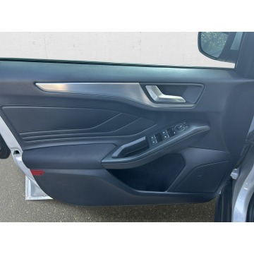 Ford Focus  Kombi 2024,  1.0 benzyna, automat - Na sprzedaż za 79 850 zł - Warszawa - zdjęcie 10