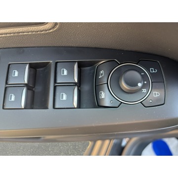 Ford Focus  Kombi 2023,  1.0 benzyna, automat - Na sprzedaż za 78 850 zł - Warszawa - zdjęcie 11