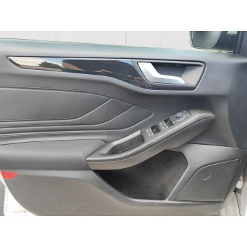 Ford Focus  Hatchback 2023,  1.0 benzyna, automat - Na sprzedaż za 77 850 zł - Warszawa - zdjęcie 10