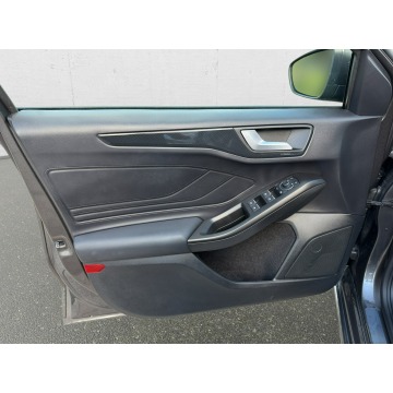 Ford Focus  Hatchback 2024,  2.3 benzyna, automat - Na sprzedaż za 134 850 zł - Warszawa - zdjęcie 10