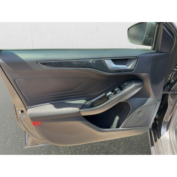 Ford Focus  Hatchback 2024,  1.0 benzyna, automat - Na sprzedaż za 87 850 zł - Warszawa - zdjęcie 10
