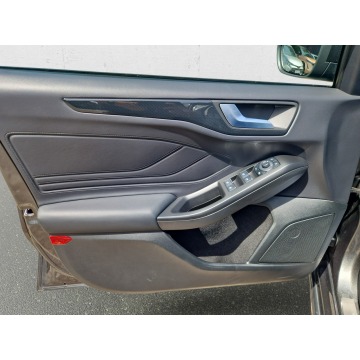 Ford Focus  Hatchback 2024,  2.3 benzyna, automat - Na sprzedaż za 129 850 zł - Warszawa - zdjęcie 10