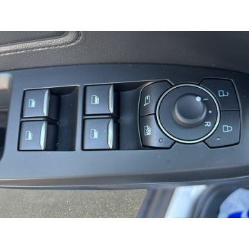 Ford Focus  Kombi 2023,  1.0 benzyna, automat - Na sprzedaż za 78 850 zł - Warszawa - zdjęcie 11