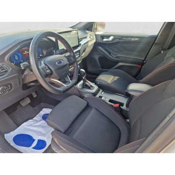 Ford Focus  Hatchback 2024,  1.0 benzyna, automat - Na sprzedaż za 88 850 zł - Warszawa - zdjęcie 9