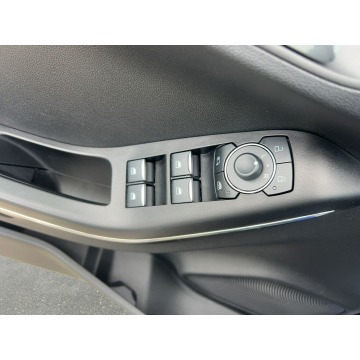 Ford Puma  SUV 2024,  1.0 benzyna - Na sprzedaż za 91 850 zł - Warszawa - zdjęcie 11