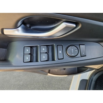 Hyundai i30  Hatchback 2020,  1.5 benzyna - Na sprzedaż za 39 850 zł - Warszawa - zdjęcie 11