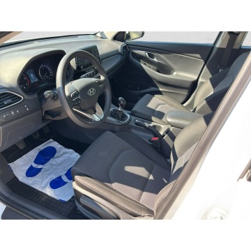 Hyundai i30  Kombi 2020,  1.6 diesel - Na sprzedaż za 42 850 zł - Warszawa - zdjęcie 12