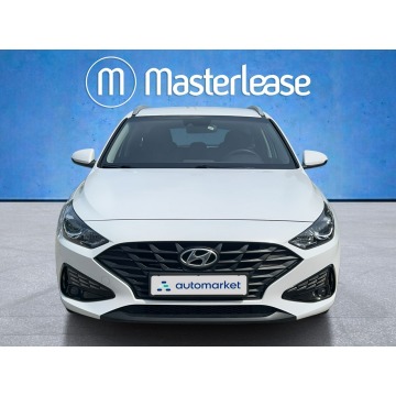 Hyundai i30  Kombi 2020,  1.5 benzyna - Na sprzedaż za 49 850 zł - Warszawa - zdjęcie 2